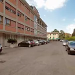 招待所 ​​唐卡拉布里亚卡萨费里歌剧院酒店 罗马
